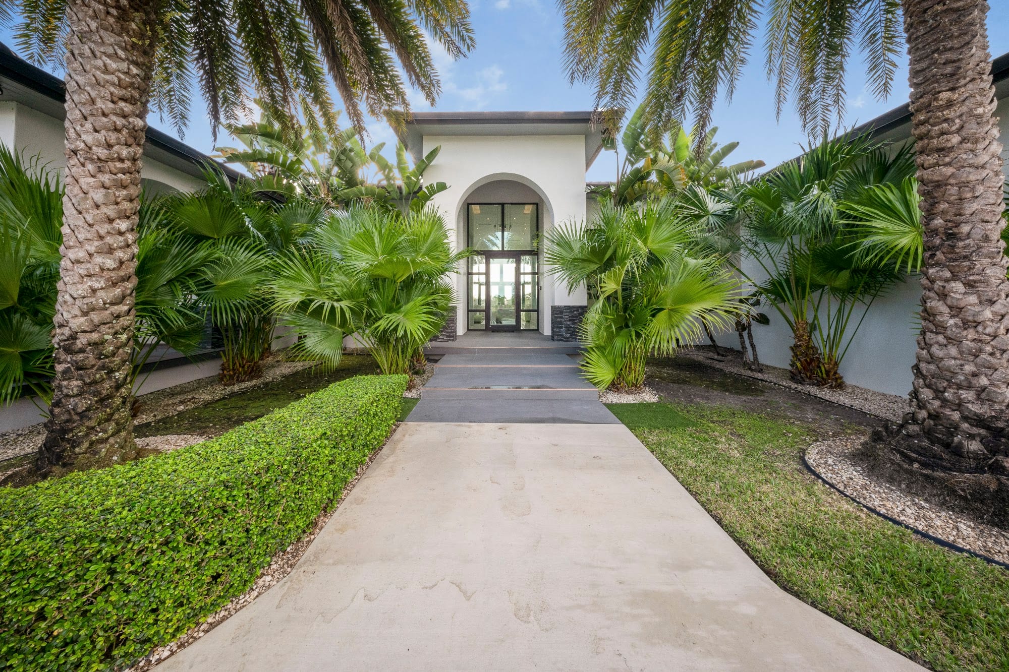 15620 SW 188 CT, outside, photograph 7 of 33