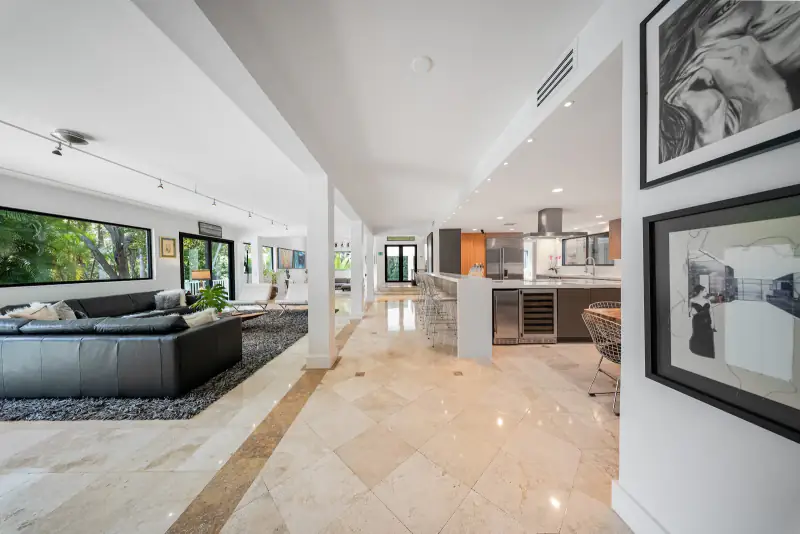 A South Florida listing photographed by Broker2Me